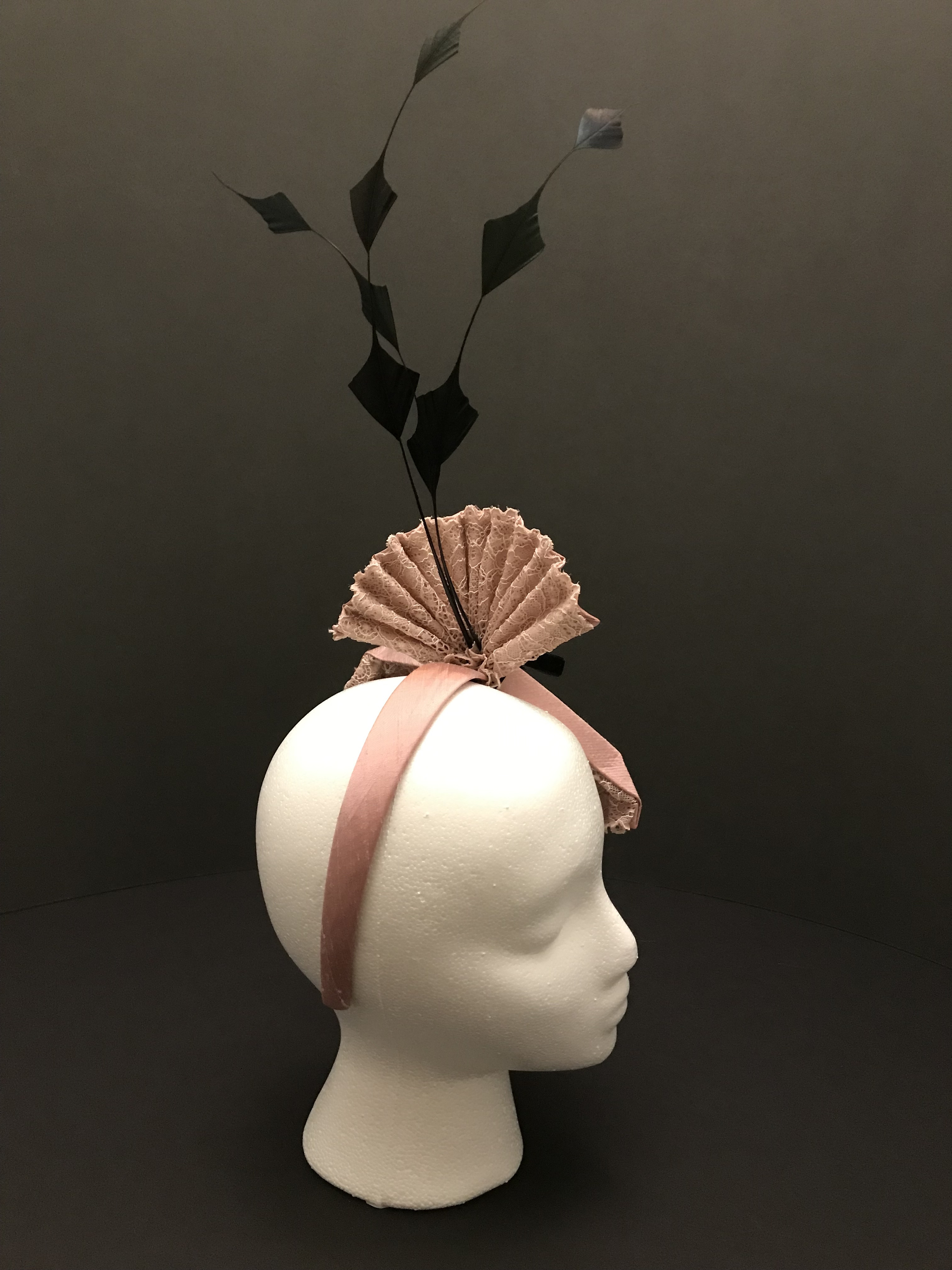 Fan - derby fascinator - Image 4