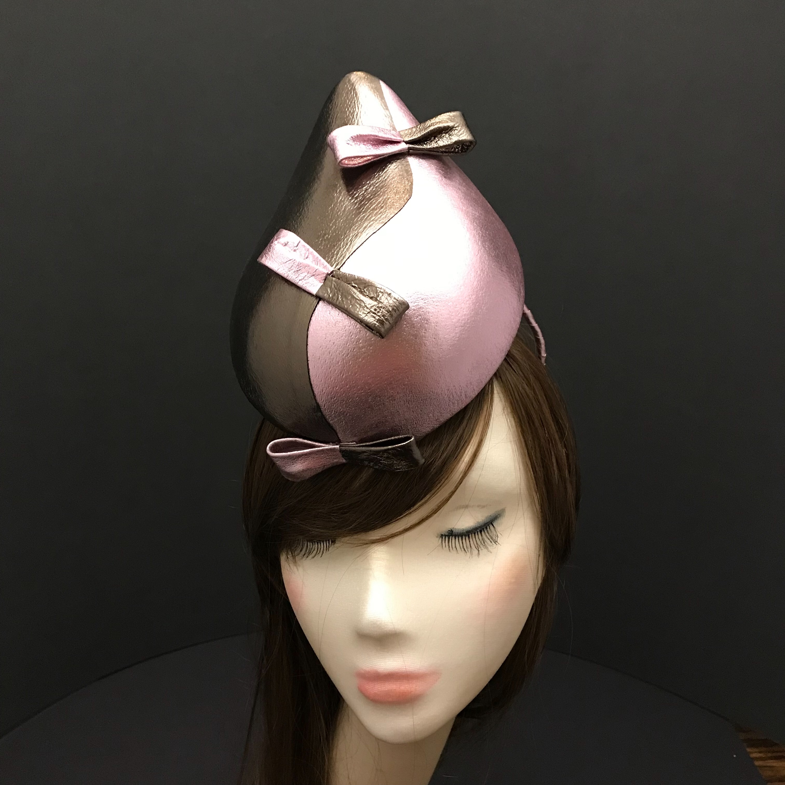 Yin and yang - leather fascinator - Image 2
