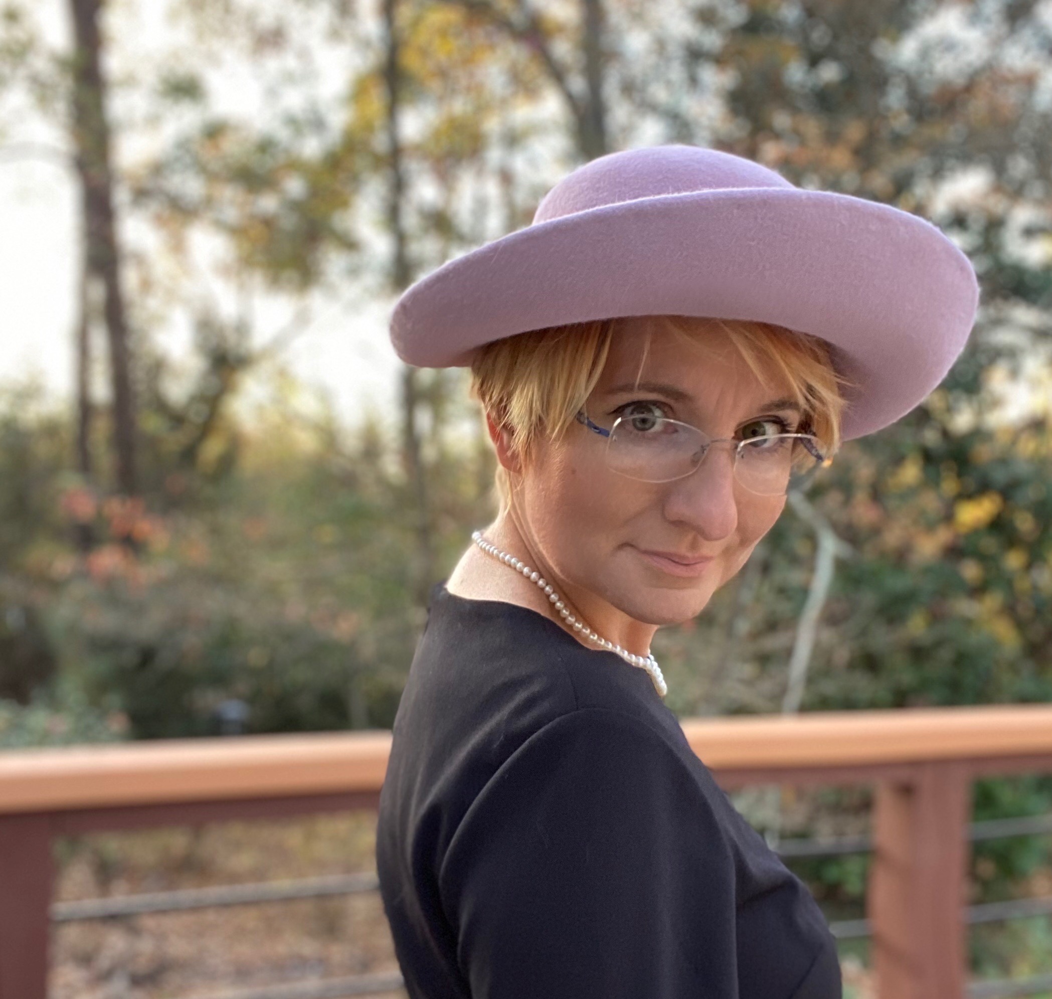 Pink cloche hat - Image 2