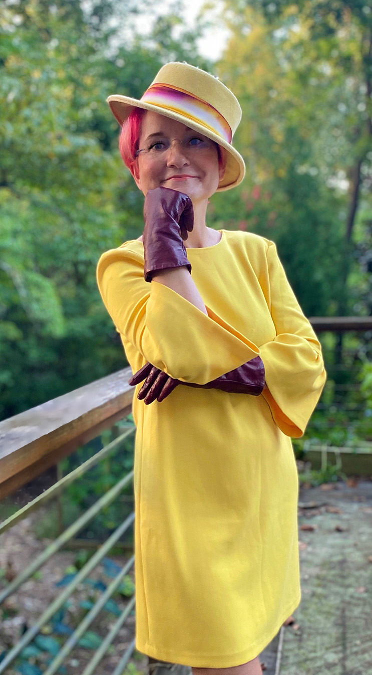 Riding hat in yellow - Image 3