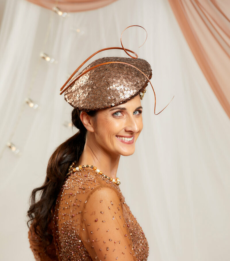 DNA – derby fascinator in copper, bronze