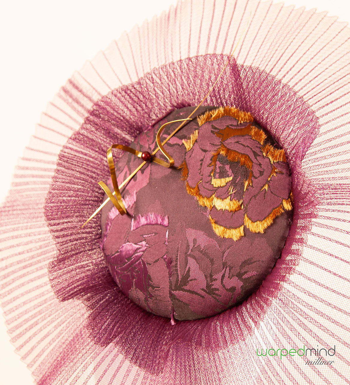 Mulberry and gold brocade derby fascinator - Image 3