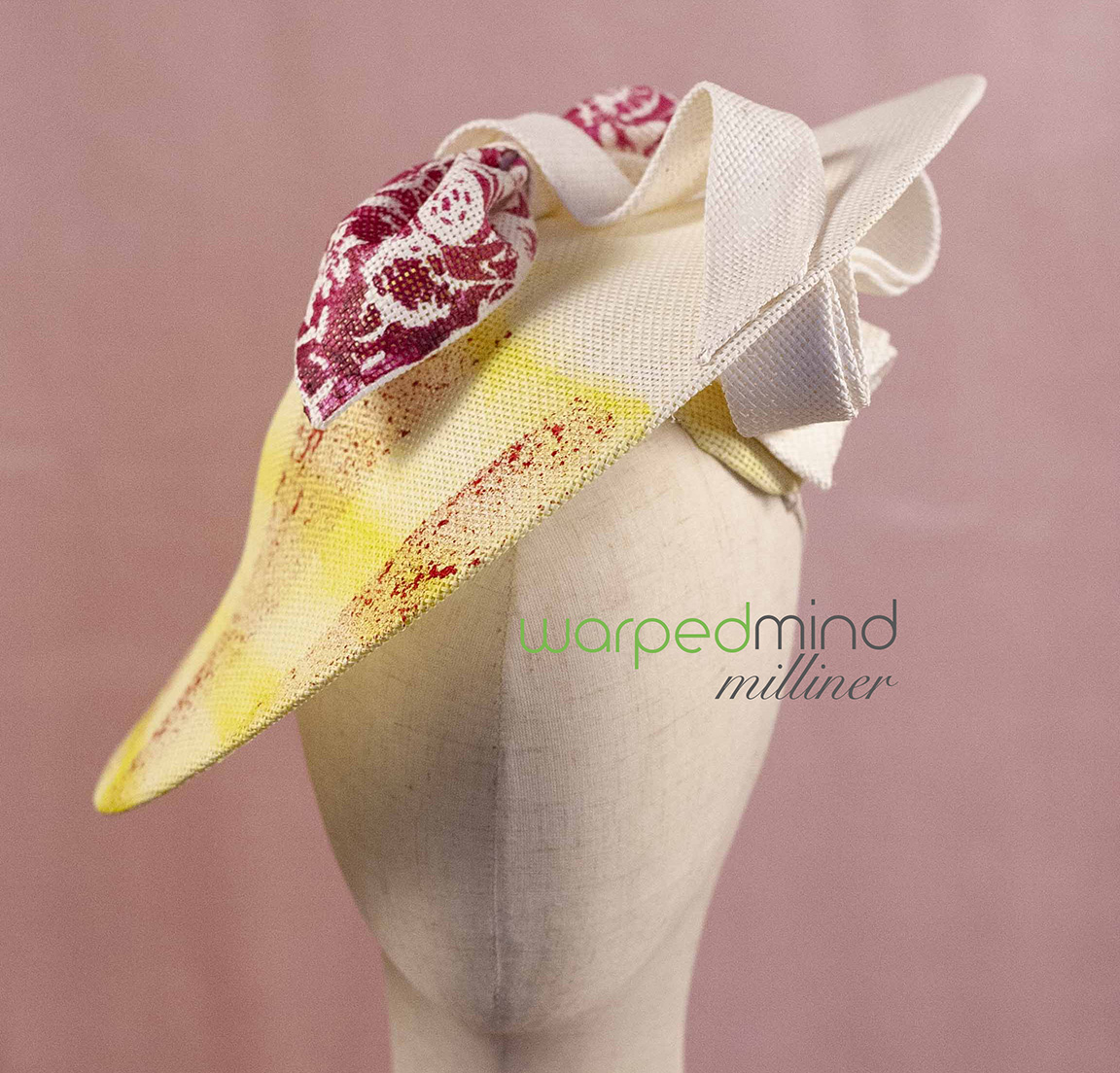 Hand painted saucer – derby hat - Image 5